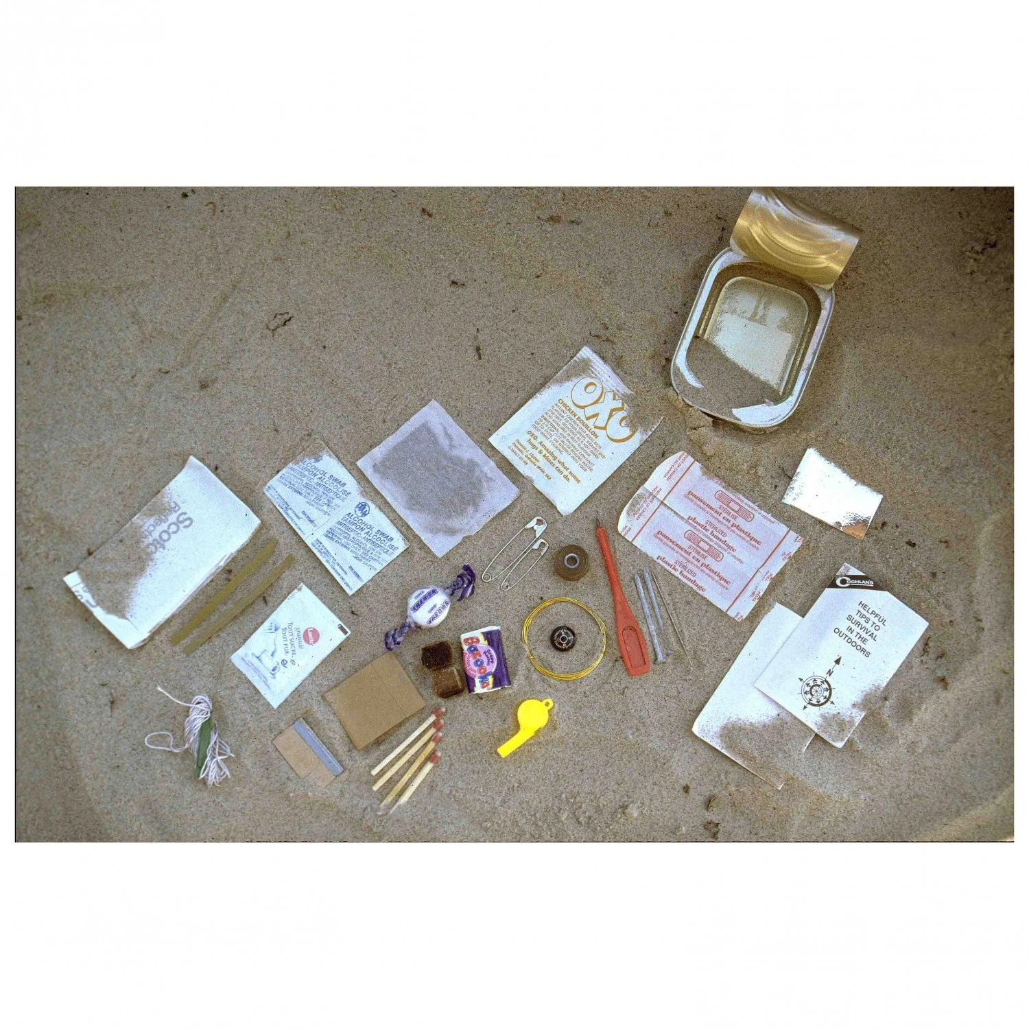 Coghlans Survival Kit 4 Coghlans Survival Kit – Image 4