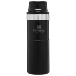 Stanley Classic Action Trigger Mug - Tasse -Viandoris Soldes Magasin stanley stanley classic action trigger mug tasse 1