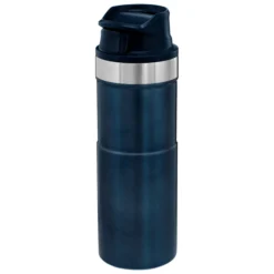 Stanley Classic Action Trigger Mug - Tasse -Viandoris Soldes Magasin stanley stanley classic action trigger mug tasse detail 4